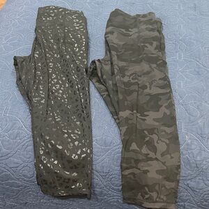 Amazon Black and Gray cropped Leggings Set